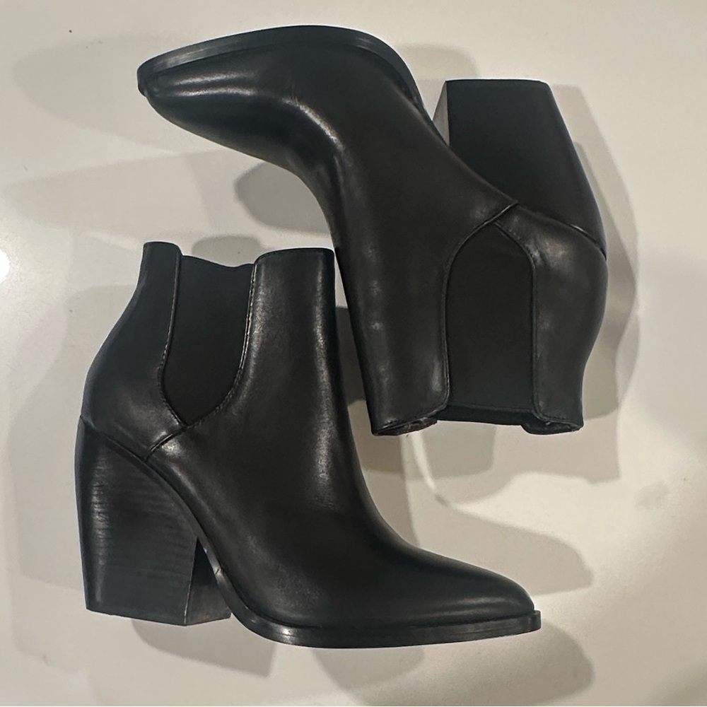 BP Elegant Black Leather Ankle Lex Boots - Never Worn
